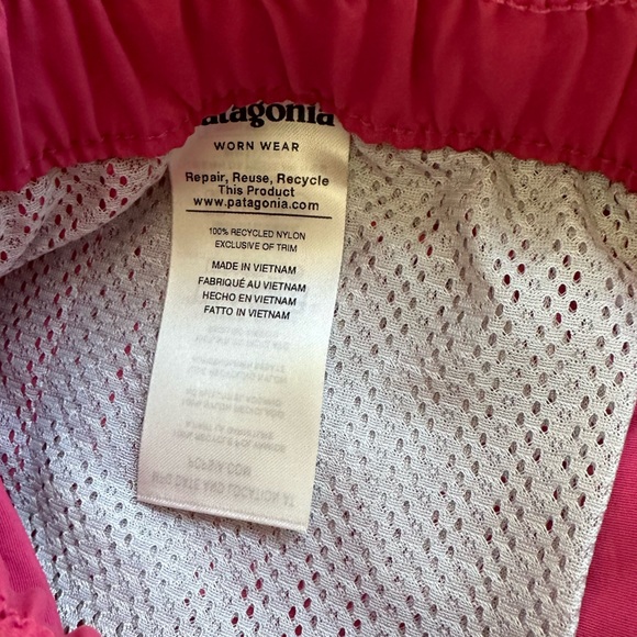Patagonia pink shorts Large - Picture 4 of 7